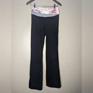 Lululemon size 6 black pants